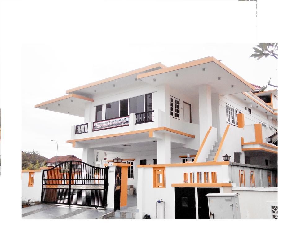 Formula One Bed And Breakfast F1 Sepang Klia Klia2 Kuala Lumpur International Airport Transit Nilai Exterior photo